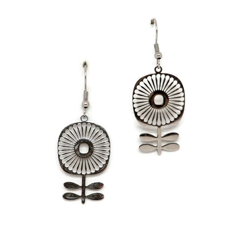 Acél fülbevaló - virág