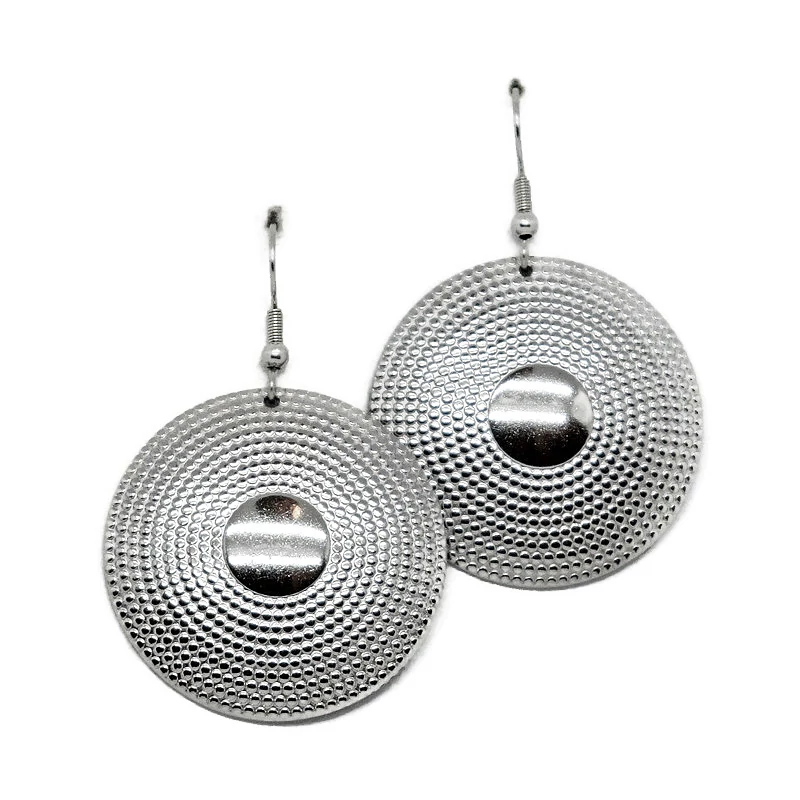 Acél fülbevaló - kerek pöttyös