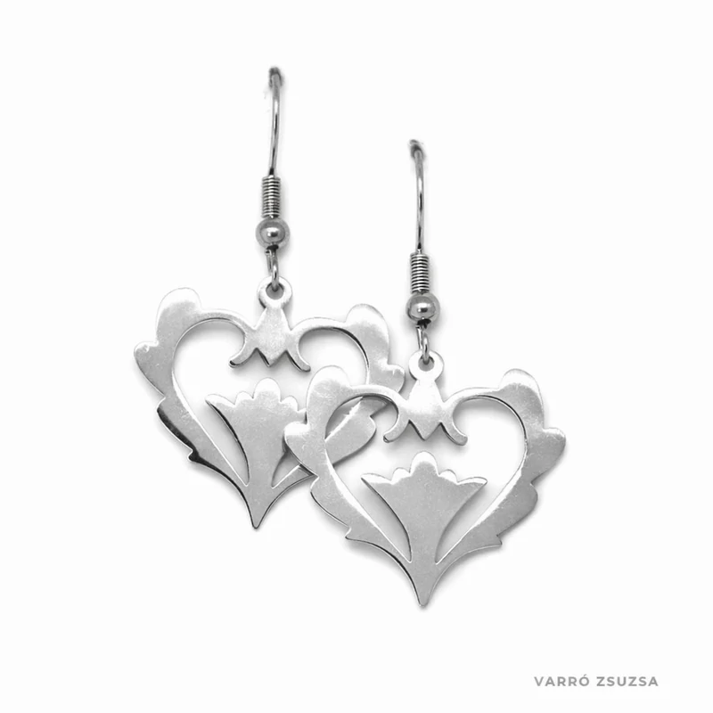 Acél fülbevaló - Szív