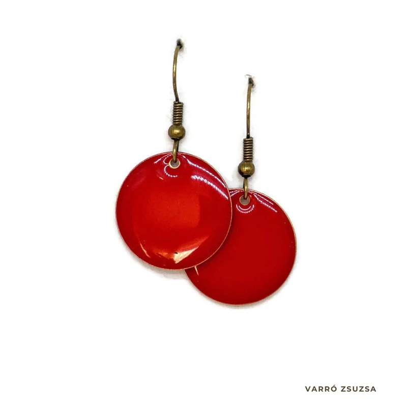 Kerek, piros fülbevaló