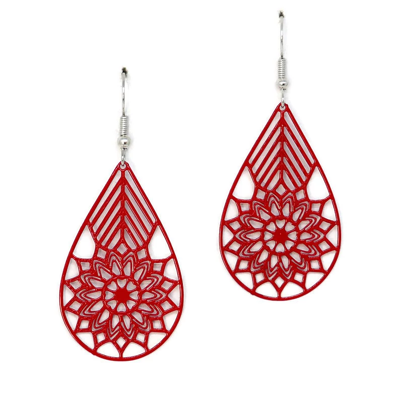 Fém fülbevaló - csipkeszerű mintával, piros