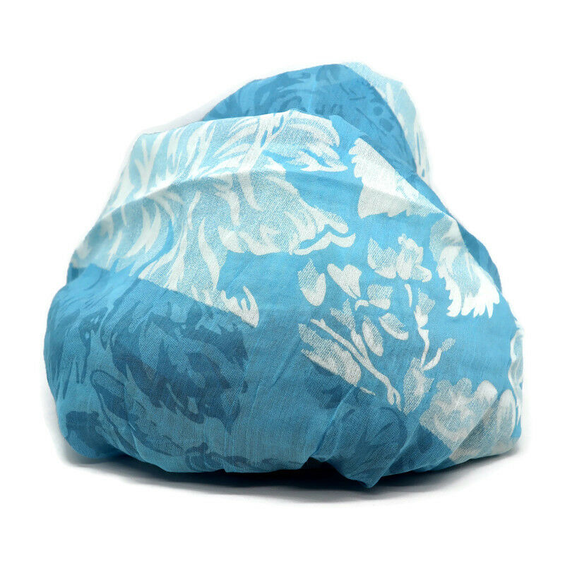 Olasz sálkendő: kék virágos sávos