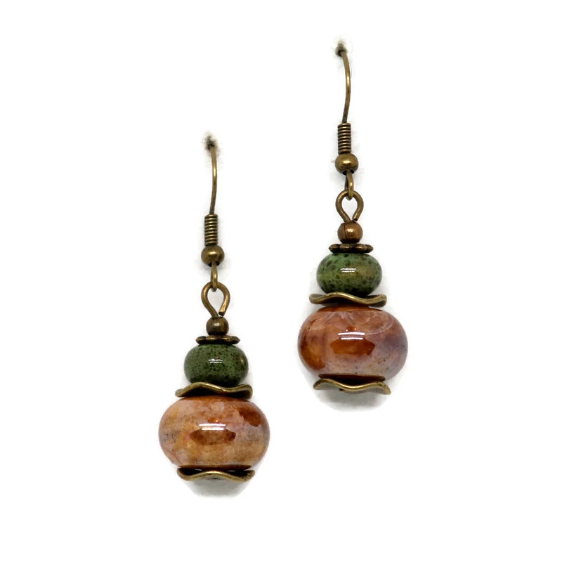 Kerámia fülbevaló: zöld barna