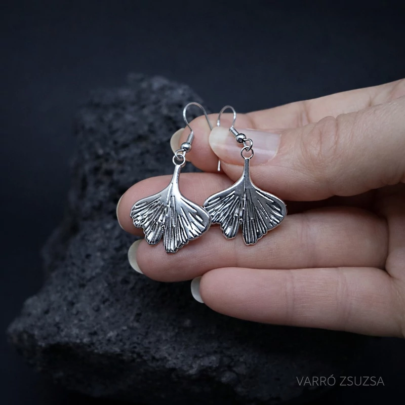 Acél fülbevaló - ginkgo biloba levél